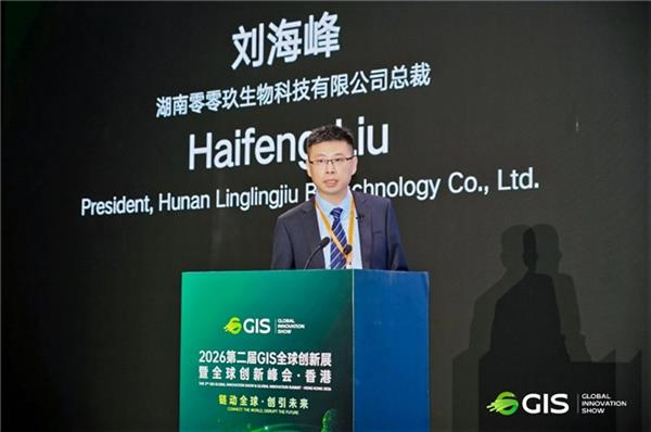 手机充电器没拔客厅被烧光！消防员实测：充电器不拔一直在通电